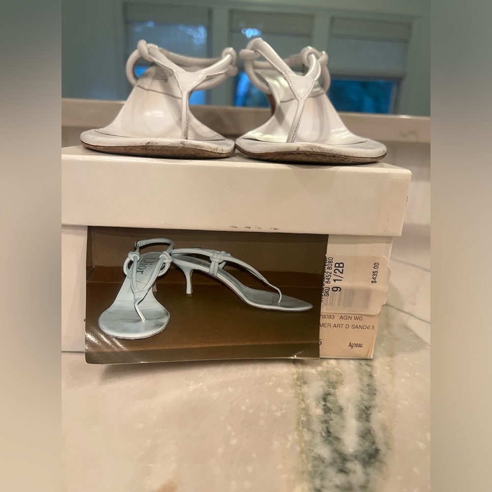 Dior White Heels with Slingback Kitten Heel - Picture 4 of 6
